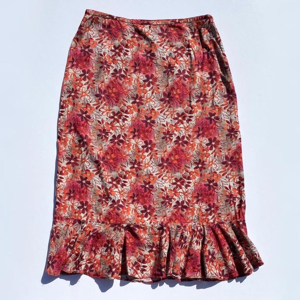 Red Floral Midi Skirt Woman's size 8/3 Cottagecore Whimsy Summer Vacation Spring